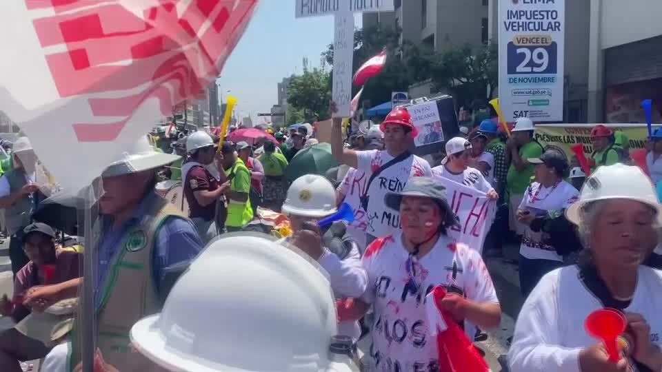 mining-law-peru-strikes-blockades