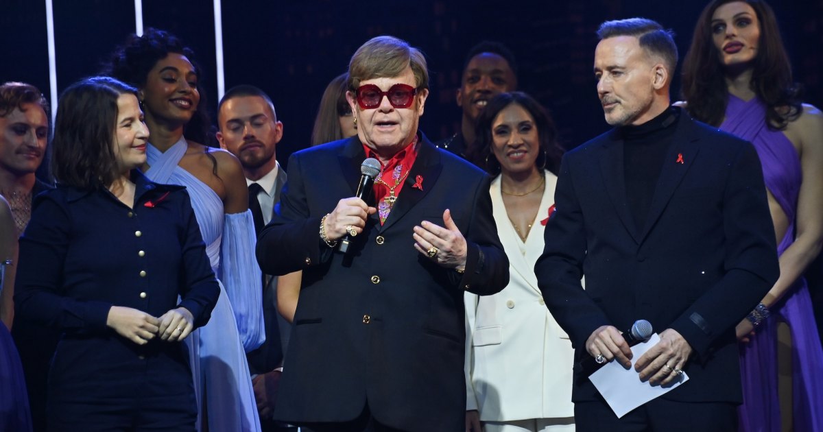 elton-john-eyesight-loss-update