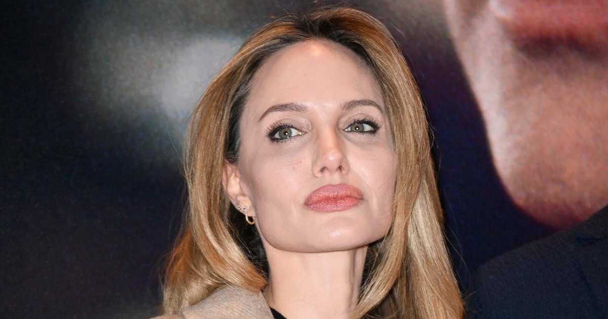 angelina-jolie-honesty-pet-peeve