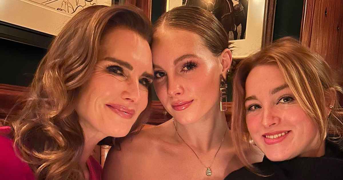 brooke-shields-daughters-spotlight