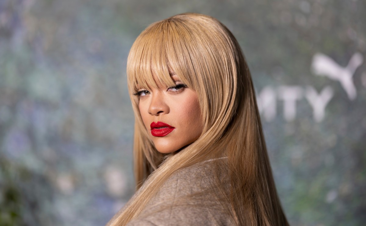 rihanna-lingerie-fashion