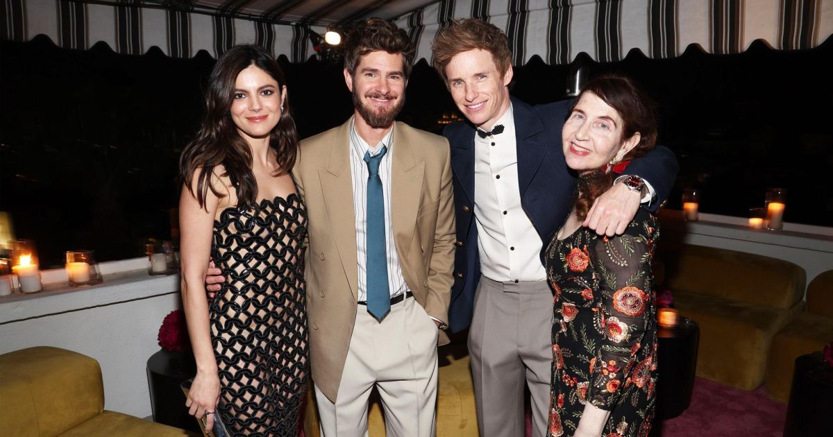 andrew-garfield-monica-barbaro-romance