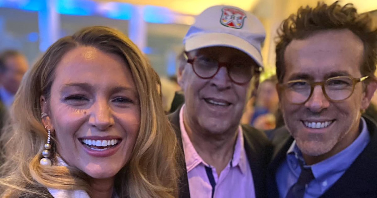 blake-lively-ryan-reynolds-chevy-chase