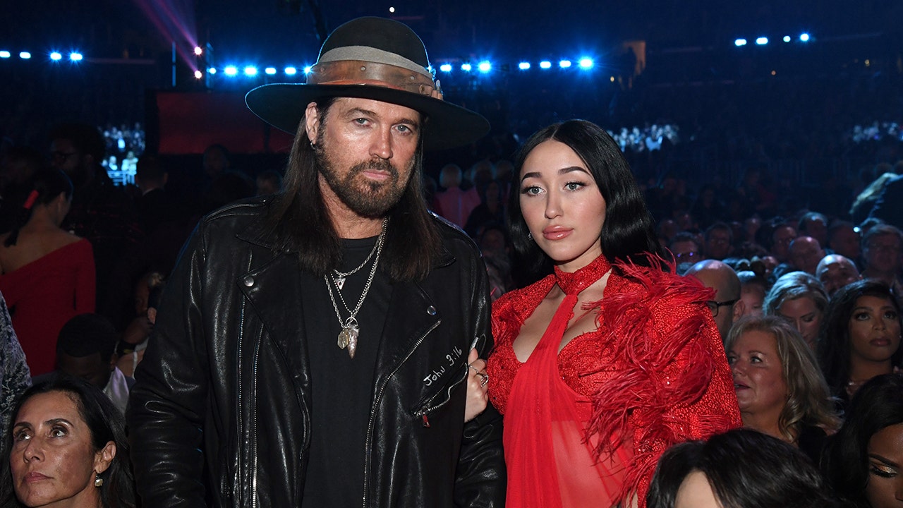 noah-cyrus-billy-ray-cyrus-family-rift