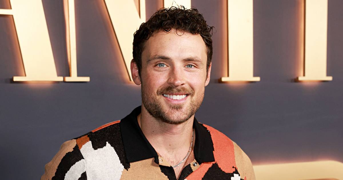 dylan-efron-relationship-status