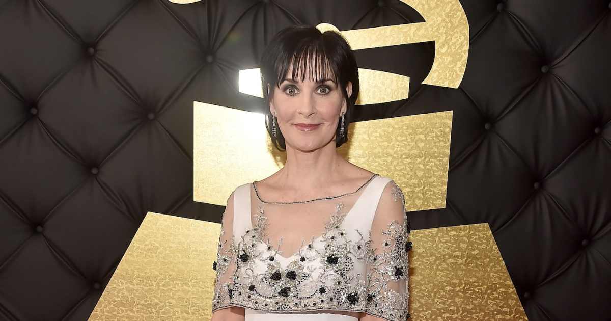 enya-private-life-irish-castle