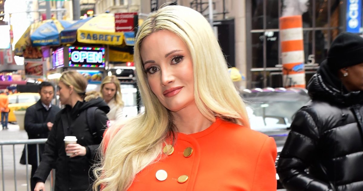 holly-madison-infidelity-claims