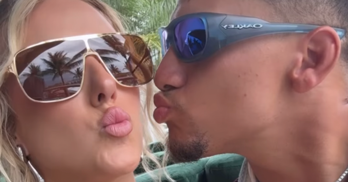 patrick-mahomes-brittany-mahomes-miami-f1