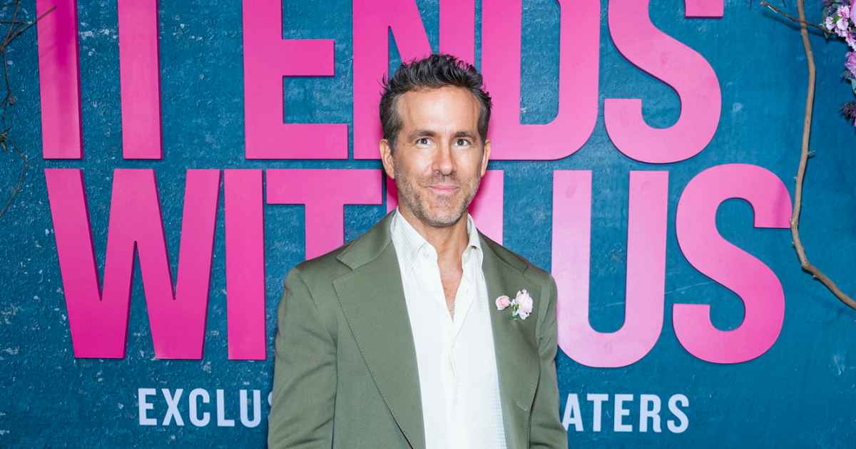 ryan-reynolds-travis-kelce-drama