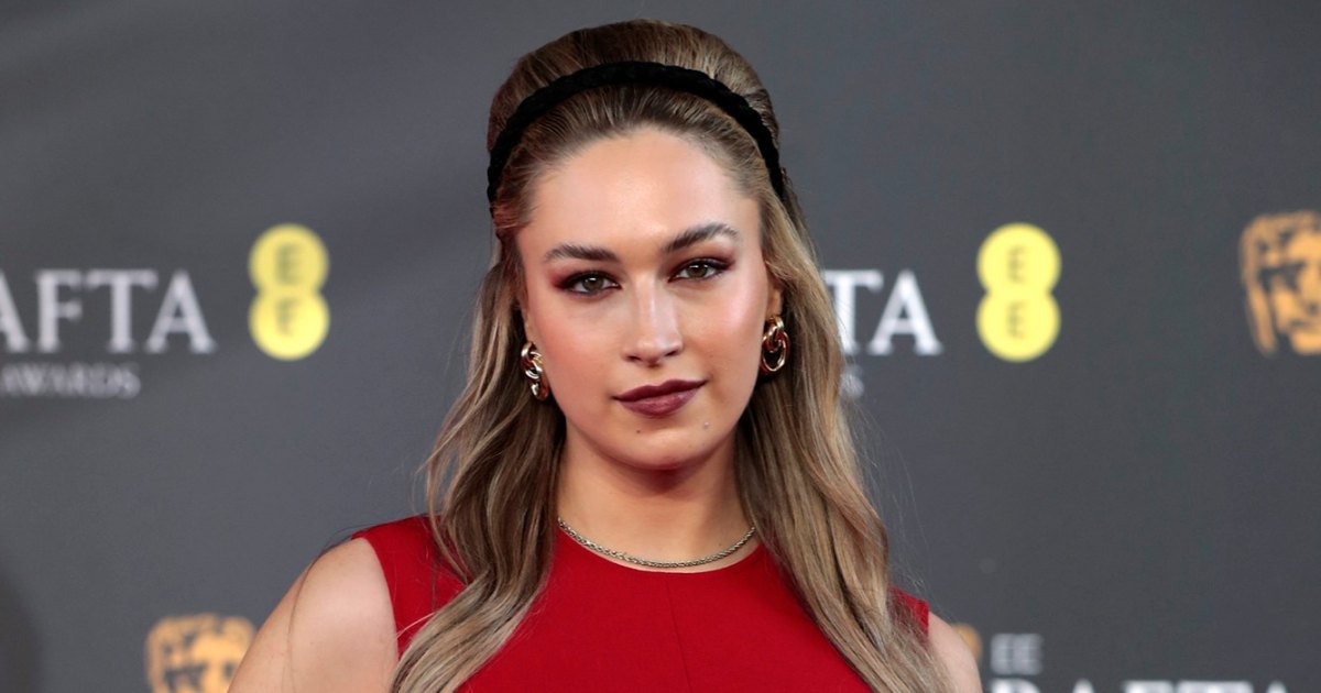 elsie-hewitt-dating-history