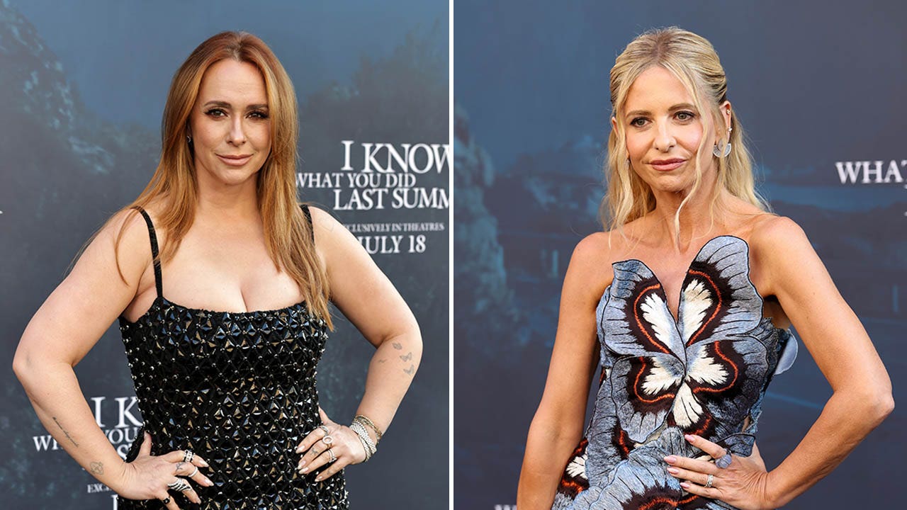 jennifer-love-hewitt-sarah-gellar-feud
