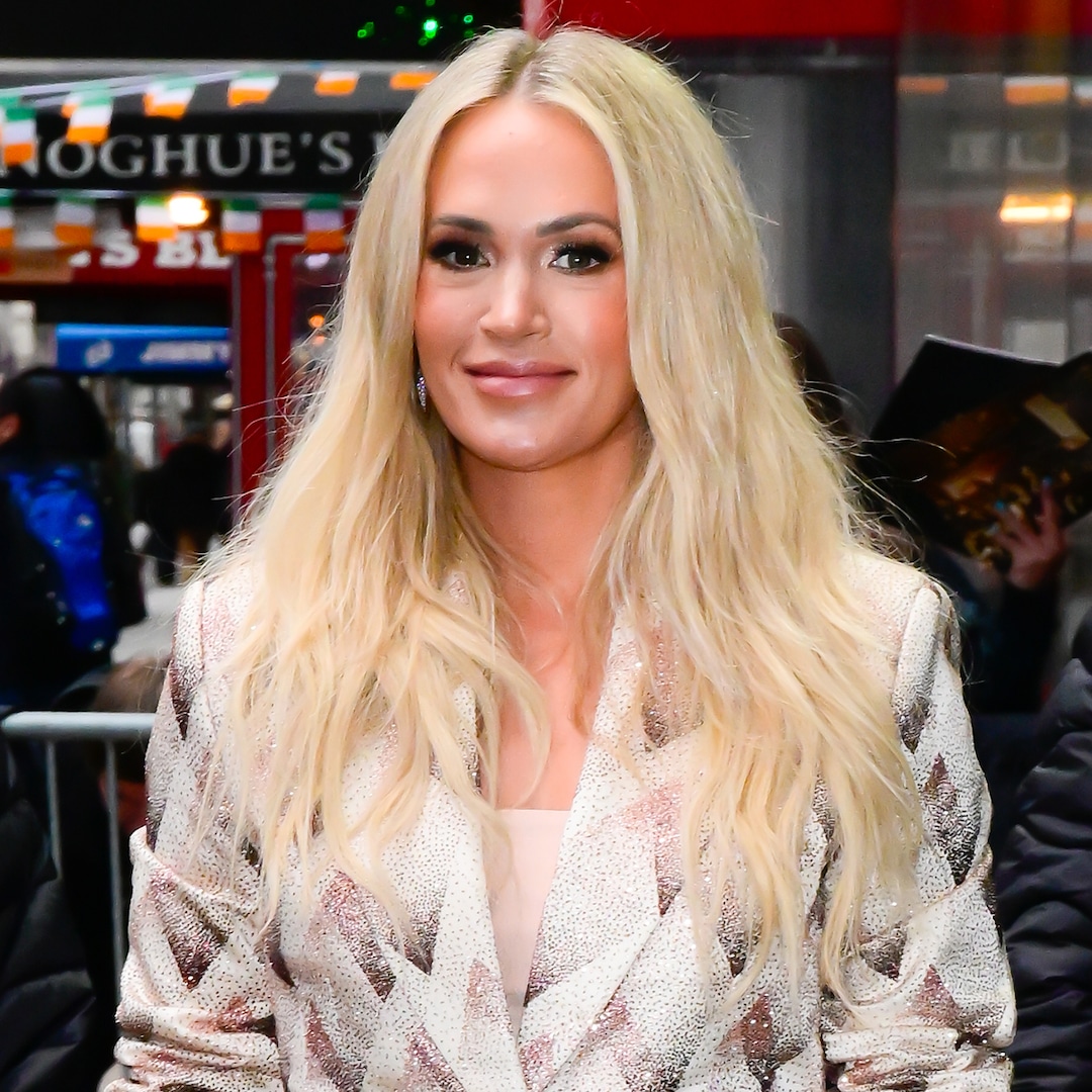 carrie-underwood-natural-hair-color