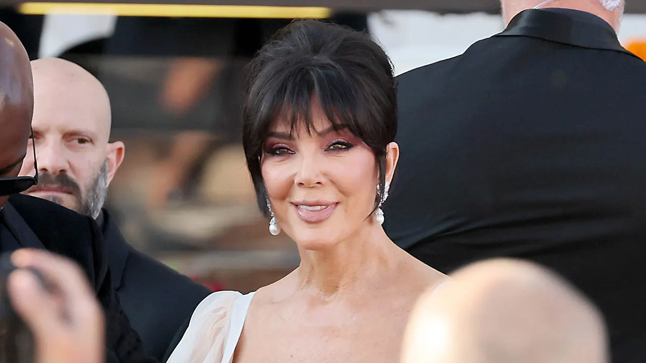 kris-jenner-facelift-aging-gracefully